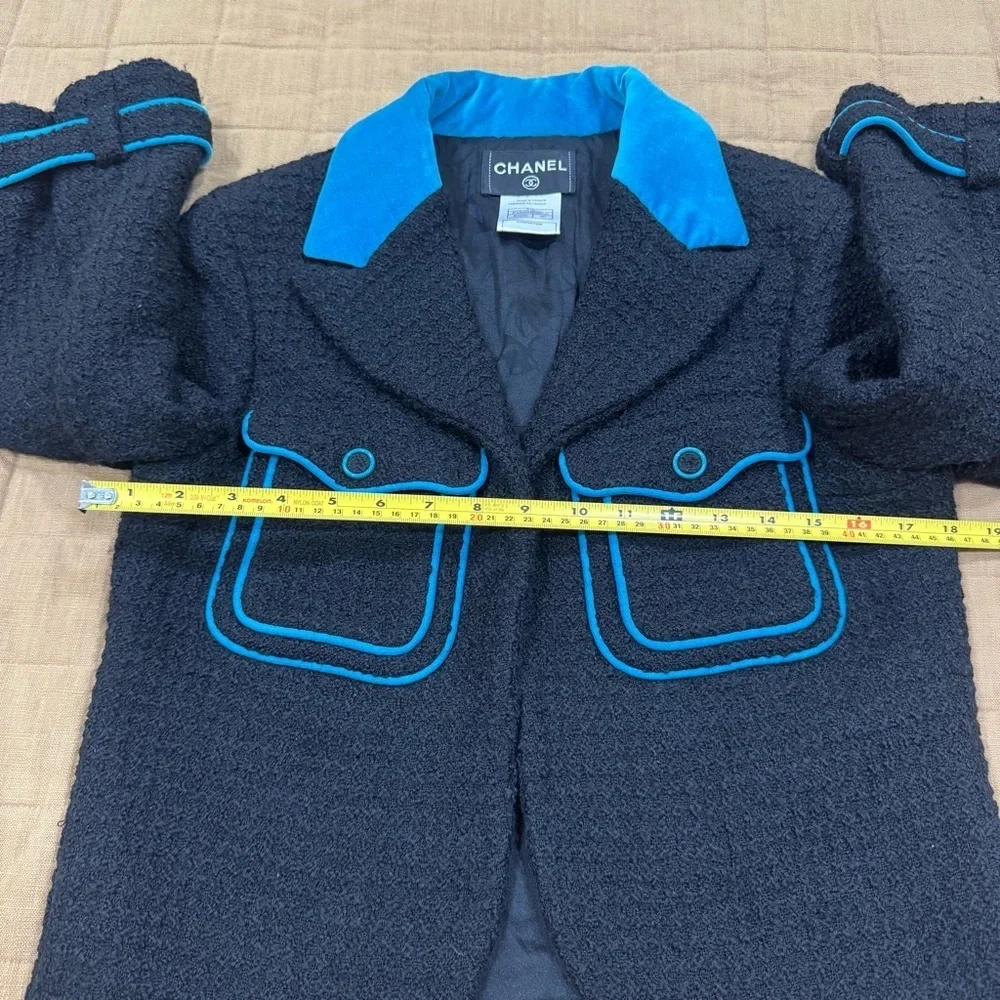 Chanel Fall 2007 Ready To Wear Runway Tweed Wool Black Jacket Blazer Size 40